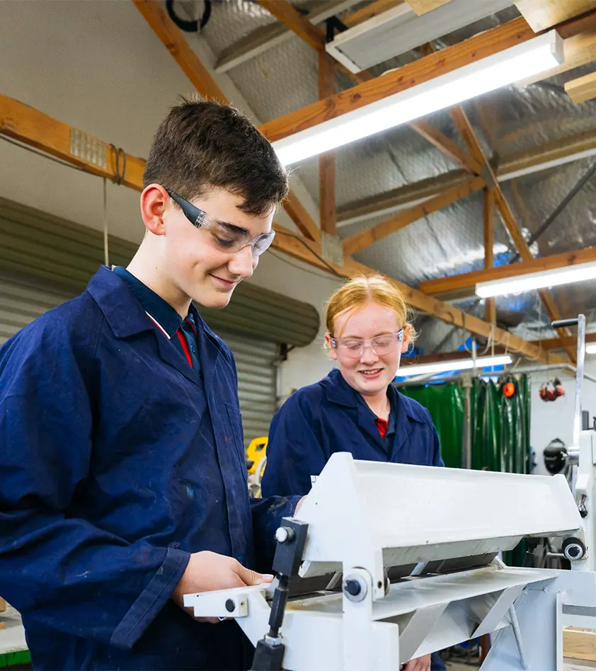 Southern Vales Christian College - Secondary - 4